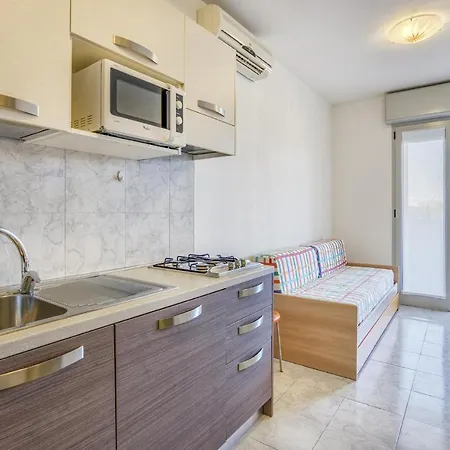1 Bedroom Beautiful In *